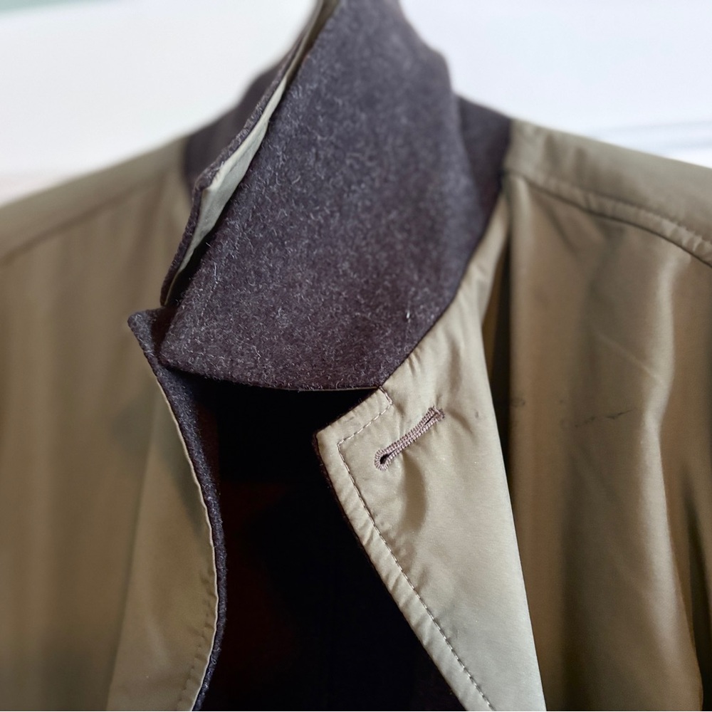 Jos. A Bank Traveler’s Collection wool to nylon reversable coat - Picture 7 of 8